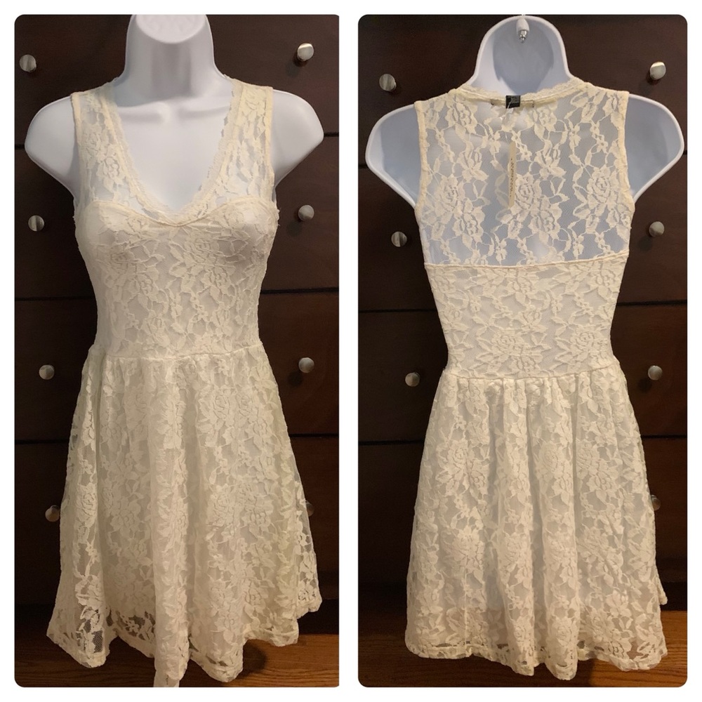 New Forever21 Mini Laced Dress